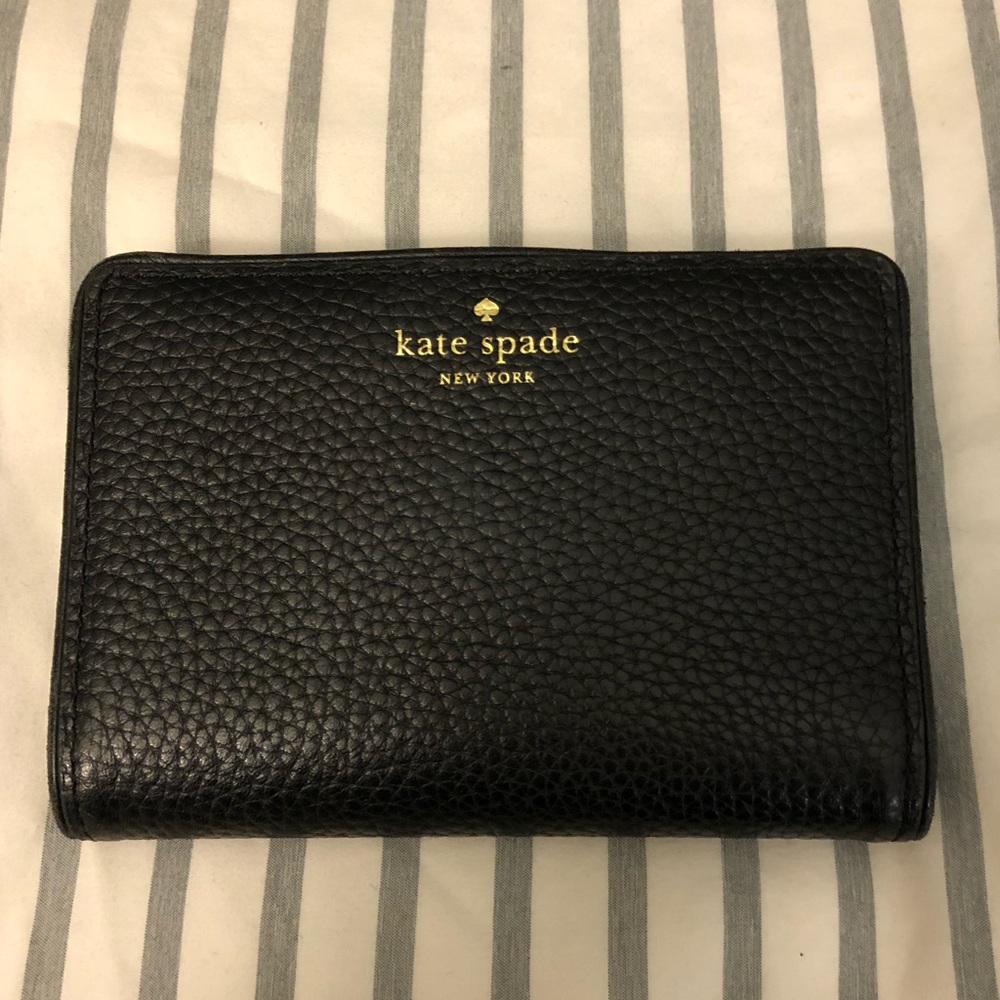 LAST CHANCE! 🌸Kate Spade🌸 Wallet